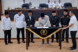 Gubernur sampaikan jawaban pemandangan umum fraksi DPRD Banten
