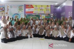 Pemkab Paluta-PC Muslimat NU gelar pemeriksaan kesehatan gratis