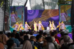 Gerakan seniman masuk sekolah dan Pekan Kebudayaan Daerah di Museum Kalbar