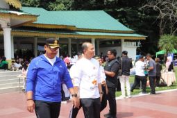 Kapolres dan Sekda Langkat ikuti gerak jalan santai hari ayam dan telur nasional