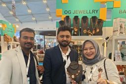 Kerajinan batu Pacitan tembus pasar luar negeri