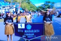 Wabup Jimmy ajak anak muda Biak Numfor tidak malu gunakan pakaian adat