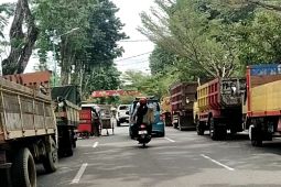 Pemkot Jambi akomodasi aspirasi sopir truk dan bus soal pengisian BBM
