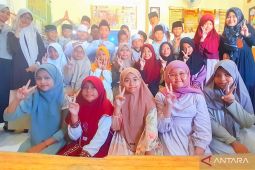 Siswa SD/SMP Situbondo wajib kenakan busana Muslim sambut HSN