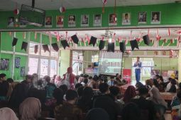 Gerakan #Cari_aman SMK Al-Madani Pontianak bersama Asmo Kalbar