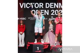 Hasil final Denmark Open 2025: Jonatan Christie naik podium tertinggi, satu-satunya wakil Indonesia juarai BWF super 750