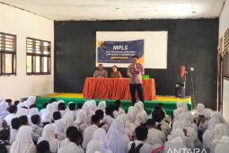 Polisi edukasi pelajar Gorontalo terkait pemahaman hukum