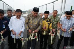 Jalan layang Soebianto dan JPO non-APBD di Tenjo Kabupaten Bogor resmi beroperasi