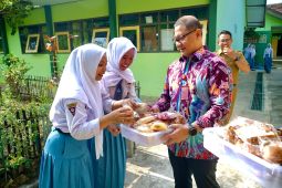 Dindik Jatim canangkan zona integritas untuk sekolah bersih