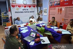 Filep Wamafma:  PLN cari solusi untuk warga terdampak SUTT di Manokwari