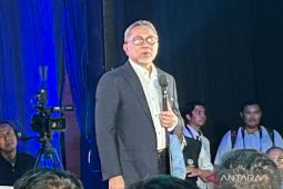 Menko Zulhas pastikan impor garam berhenti di 2027