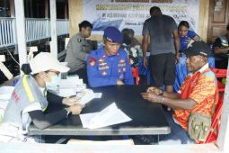 Polda Papua gandeng "Dokter Share"periksa kesehatan warga  Argapura Kota Jayapura