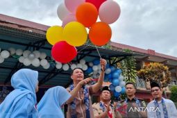 Bupati Rejang Lebong apresiasi SMPN 1 kembangkan literasi digital