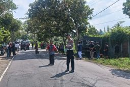 Satlantas Polres Lombok Tengah olah TKP kasus kecelakaan maut