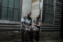 PLN Terangi Kalbar: Puluhan Cahaya Harapan di Hari Listrik Nasional ke-80