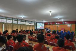 Asmo Kalbar bersama SMAN 7 Pontianak wujudkan budaya berkendara