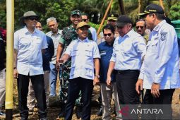Izin keluar Desember, Bahlil legalkan 45 ribu sumur minyak rakyat