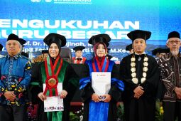 UM Surabaya kukuhkan dua guru besar, total miliki 14 profesor