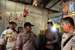 Pemkab Sidoarjo fasilitasi rumah tinggal bagi seorang warga kurang mampu