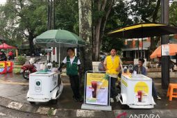 Usaha jus dan kopi gerobak jadi peluang wirausaha generasi muda di Pangkalpinang