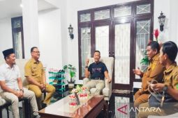 Tak hanya dukungan moral, Pemkab Madina turunkan pengacara untuk guru Sukoco