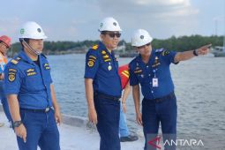 Cuaca ekstrem, KSOP Tanjungpandan tunda persetujuan berlayar kapal tertentu