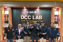 Mahasiswa Untan menciptakan alat pemantau tulang belakang berbasis AI