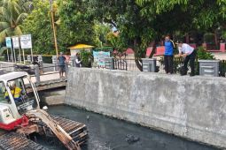 Mitigasi banjir, PUPR Kota Tangerang normalisasi Kali Songsit