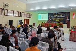 Museum NTT memperkaya informasi koleksi melalui kajian tenun Ngada