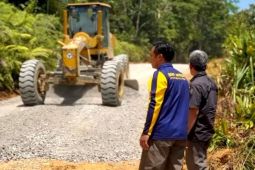 Pemkab Barut tingkatkan infrastruktur jalan di Kecamatan Teweh Timur