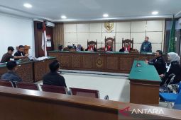 Kejari Aceh Timur tuntut dua terdakwa korupsi dermaga 15 bulan penjara