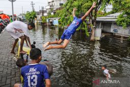 Waspadai hujan petir di sejumlah kota, termasuk di Serang
