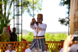 Merawat Budaya Mamuju lewat ritual Massossor Manurung