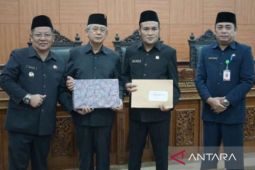 DPRD Bangka Tengah gelar paripurna penyampaian Raperda APBD 2026