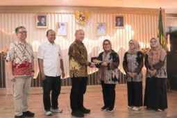 Pemberian penghargaan transformasi digital BPJS Kesehatan kepada RSUD Ciawi