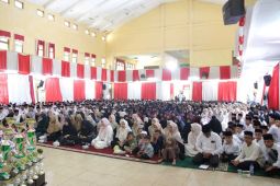 Bupati Aceh Selatan ajak santri melek digital