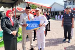 Situbondo serahkan bonus atlet berprestasi pada Hari Sumpah Pemuda