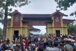 Polisi kawal unjuk rasa masyarakat dan mahasiswa terkait HGU di Tebo