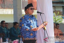 Bupati Jonius harapkan pemuda berani bermimpi dan inovatif