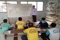 Lapas-Tolitoli gencarkan literasi untuk WBP berantas melek aksara