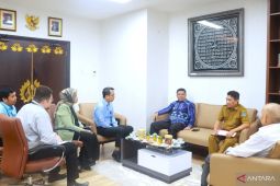 Wabup Tanjabbarrapat bersama Direksi Bank Jambi bahas program KURDA