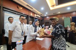 Pemkab Serang cairkan bantuan modal untuk 1.400 pelaku UKM rentan