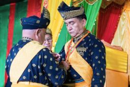 Yusril terima gelar Datok Seri Indra Nara Wangsa di Lingga