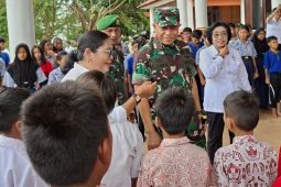 Wabup Gumas apresiasi kepedulian Pangdam kepada siswa Sekolah Rakyat