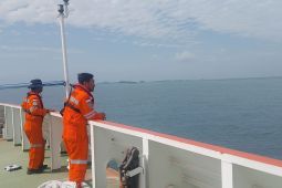 SAR Tanjungpinang bantu pencarian kru kapal terjatuh di perairan Singapura