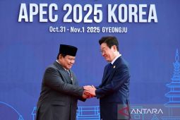 Hadiri KTT APEC, Prabowo disambut Presiden Lee Jae-myung