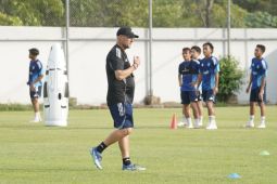 Pelatih Tomas Trucha godok komposisi terbaik PSM Makassar