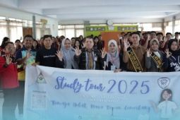 Perkuat generasi berencana, PIK remaja  SMAN 4 Kendari kunjngi BKKBN Sultra
