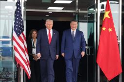 Trump tiba di Beijing pada Rabu untuk KTT dengan Xi Jinping