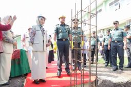 Pangdam I/BB- Ketua Kartika letakkan batu pertama pembangunan SMK Kartika I-3